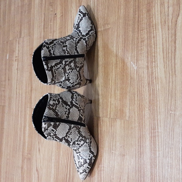 ❤❤❤WORTHINGTON BOOTS SIZE 6❤❤❤ - Picture 2 of 3